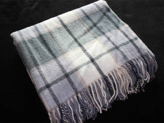 Luxury Pure Wool Throw -Grey Check Pattern