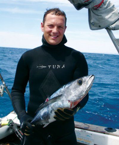 Spearfishing_tuna.jpg