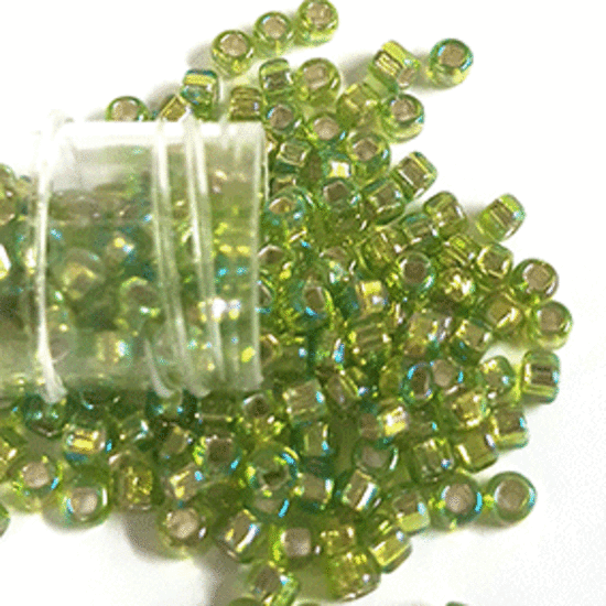 Matsuno size 8 round: 643A - Lime Shimmer, silver lined (7 grams)