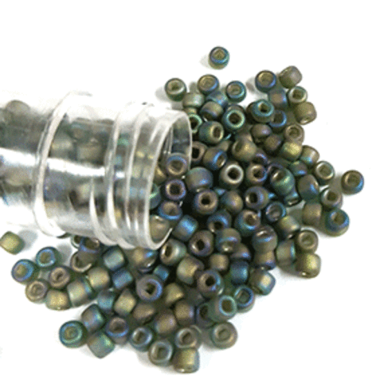 Matsuno size 8 round: F650 - Frosted Green Shimmer, silver lined (7 grams)