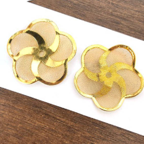 Metal Charm 36: Metal and mesh flower (no hole) (24mm) - gold