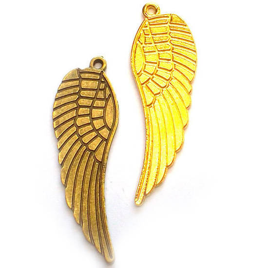 Metal Charm: Large wing - gold