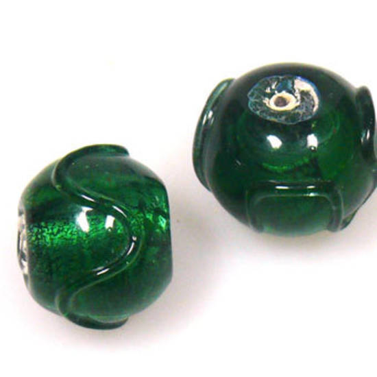 Indian Lampwork, round, deep green silver foil with raised green swirl