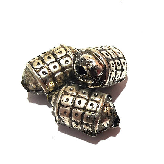 Indian Metal Bead 8: Barrel with squares (14 x 20mm)