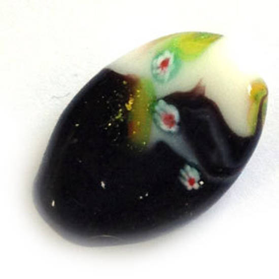 Chinese lampwork oval, black and white with greenish markings