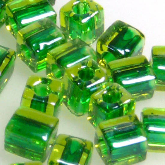 4mm Miyuki Square: 2636 - Emerald/Lime, colour lined