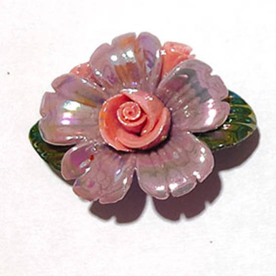 Handmade porcelain flower, 30mm: Lilac with 2 pink buds