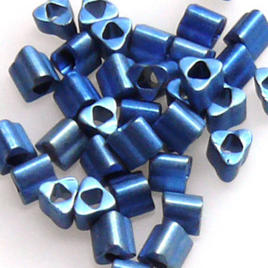 Toho size 8 triangle: F463E - Frosted blue metallic (7 grams)