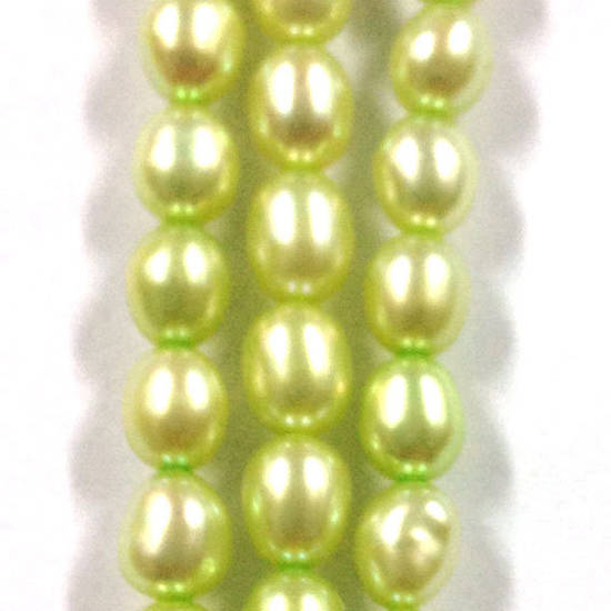 40cm Freshwater Pearl Strand: Pale Green oval, 6x4mm
