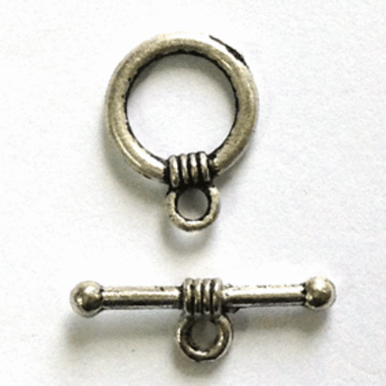 Toggle: Plain with line detail - antique silver