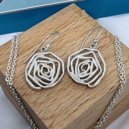 Sterling silver arty flower earrings