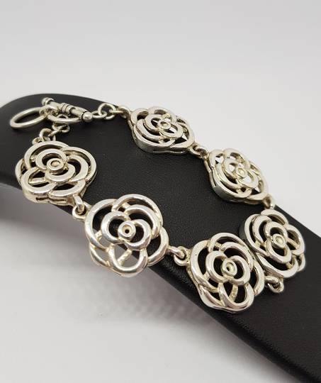 Exquisite, NZ made sterling silver flower bracelet