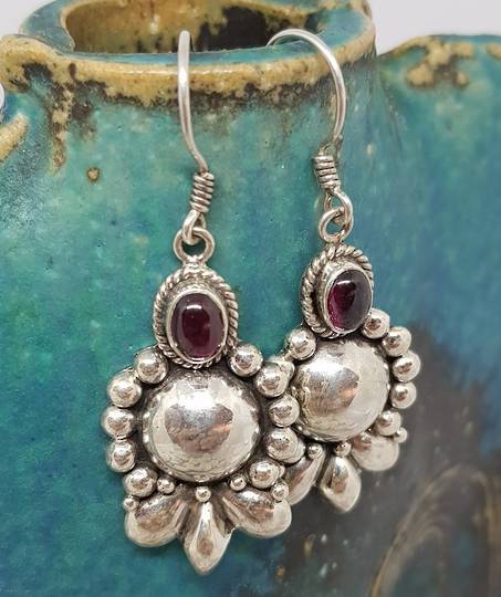 Sterling silver cabochon garnet earrings