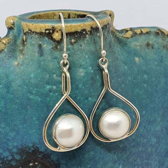 Sterling silver white pearl earrings