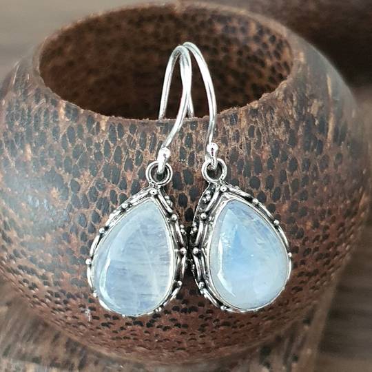 Moonstone earrings with stunning filigree frame