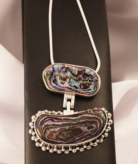 NZ paua shell silver pendant