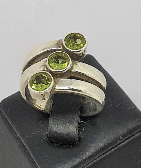 Three stone sterling silver ring band