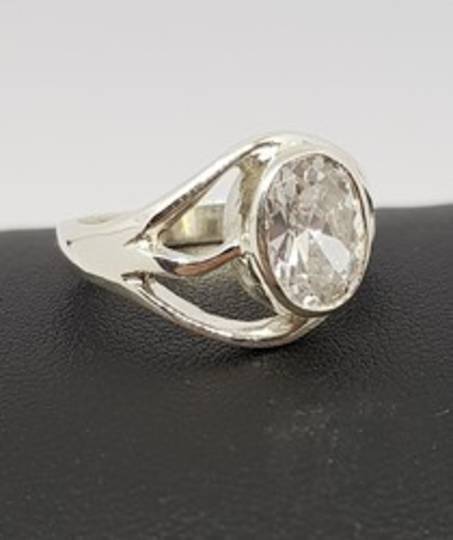 Cubic Zirconia Ring with Cutout Detailing