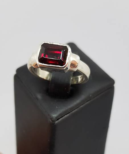 Silver ring with rectangle garnet gemstone - made in NZ