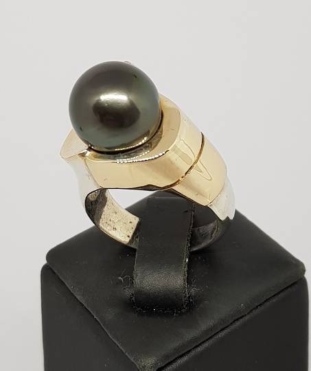Black Tahitian pearl silver ring - with solid gold