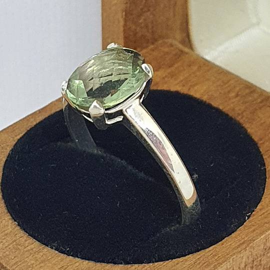 Sterling silver green fluorite ring