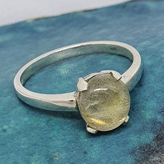 Small oval labradorite sterling silver ring