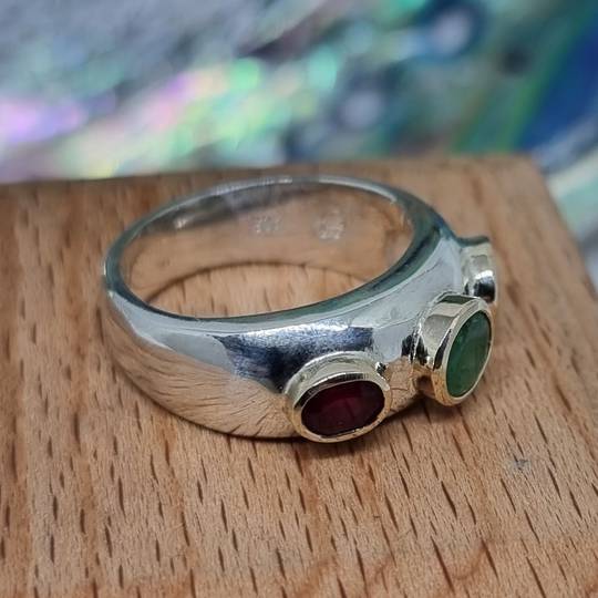 Silver ring with natural emerald and rubies in 9ct gold setting
