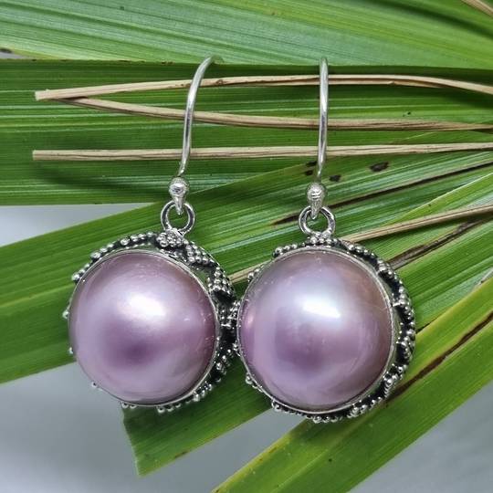 Silver pink pearl earrings