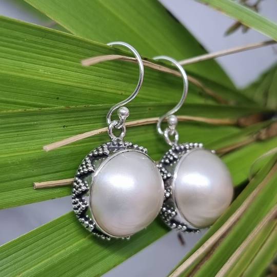 Silver white pearl earrings