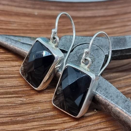 Sterling silver facet cut black onyx earrings