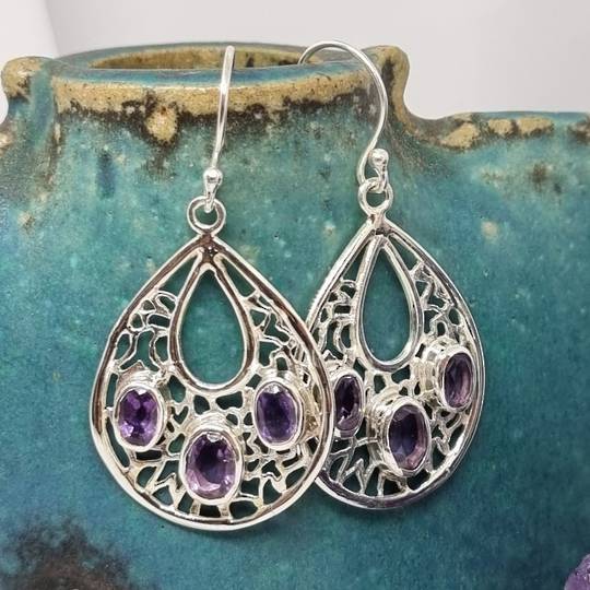 Glamourous sterling silver amethyst earrings