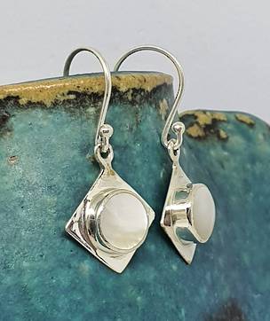Silver mother of pearl earrings - last pair