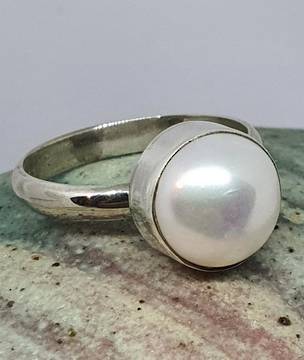 Sterling silver little pearl ring - size N
