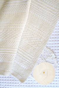 Skeinz Blanket Kit - Knit and Purl Blanket - Dove