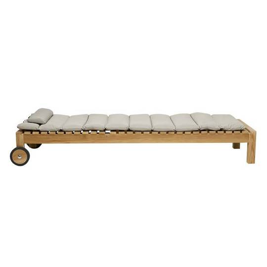 Sonoma Tufted Sunbed (Outdoor)