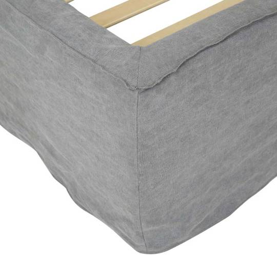Vittoria Escape Slipcover Bed image 21