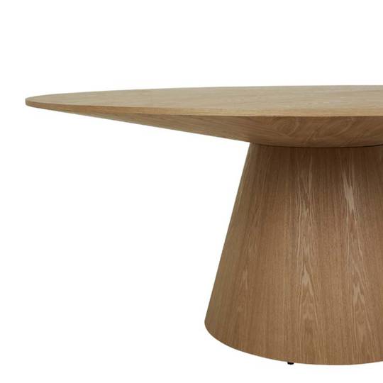 Classique Round 1800 Dining Table image 1