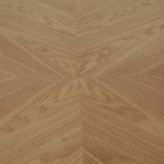 Classique Round 1800 Dining Table image 5