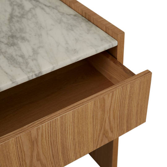 Elsie Bedside image 4