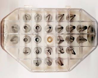 29 Piece Decorating Tube Set
