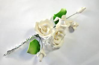 Icing Tea Rose Spray, Ivory 120mm, (Box of 3)