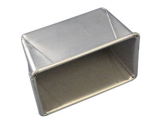 450gm Single Bread Pan - Top measure; 237x102mm, 95mm deep