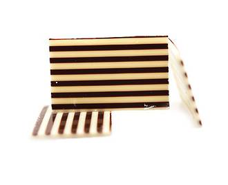 Chocolate Decorations Linea Dark/White Pollino - 40x35mm (350)