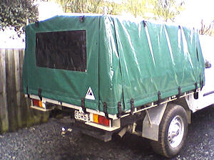 truck canopy cover
