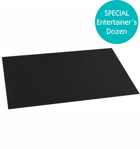 Entertainers Linea Q Placemat Set Black Text
