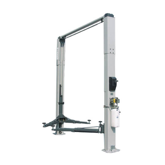 Steiner 4 Tonne 2 Post Clear Floor Hoist