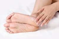 Home Remedies for dry feet