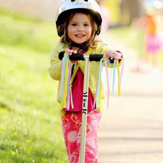 Scooter buying guide & safety tips for toddlers