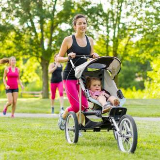 5 Ways to stay fit while raising young kids