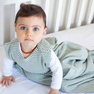 8 Benefits of a baby or toddler sleeping bag